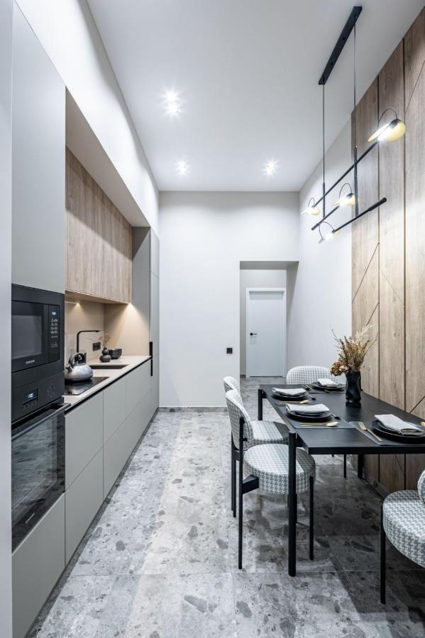 Apartment On Kulisha 28 리비프 외부 사진